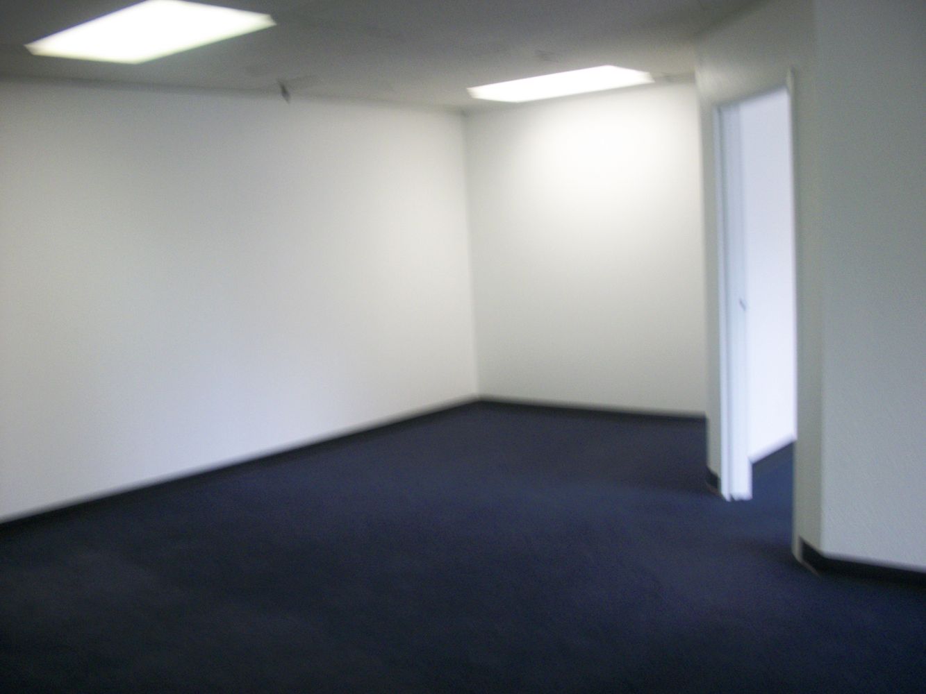 TWO OFFICES, LARGE RECEPTION AREA, FOR LEASE BY OWNER.